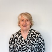 Marie-Amélie KHARMANDARIAN