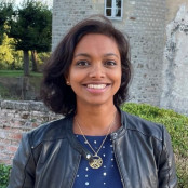 Ruwandi LE BRIS - Santosha Yoga Ayurveda