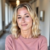 Clémence DE LA VILLEGUÉRIN